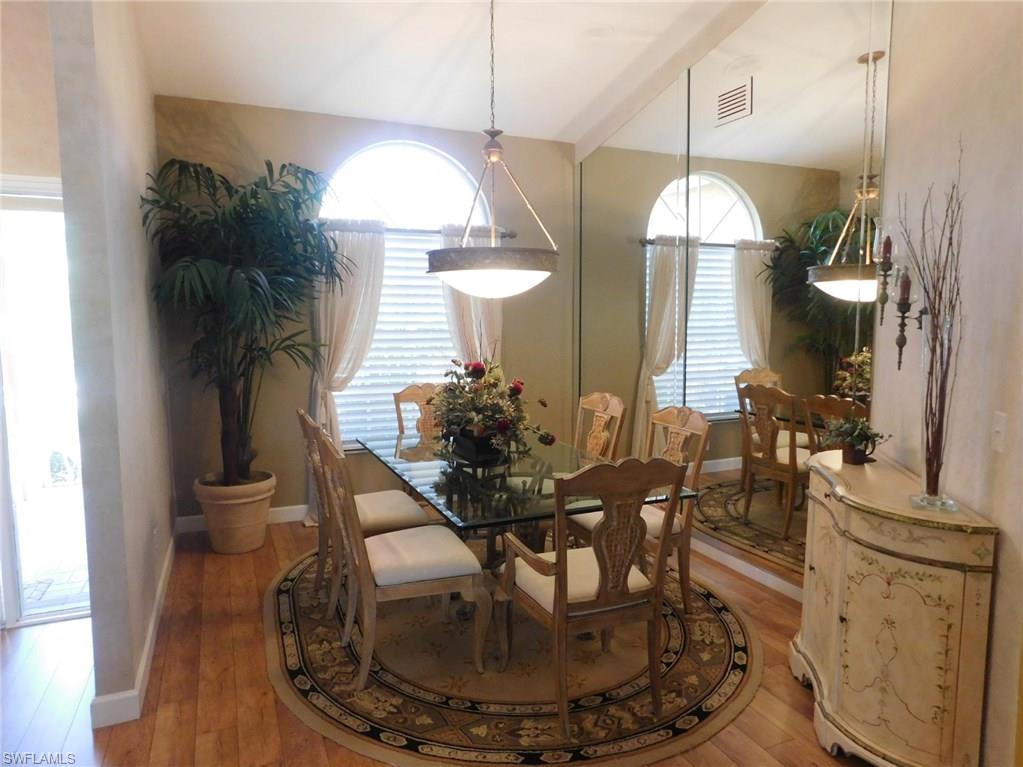 KELLY GREENS - Residential