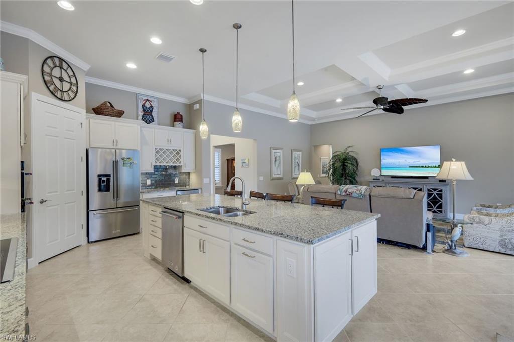 CORKSCREW SHORES - Residential