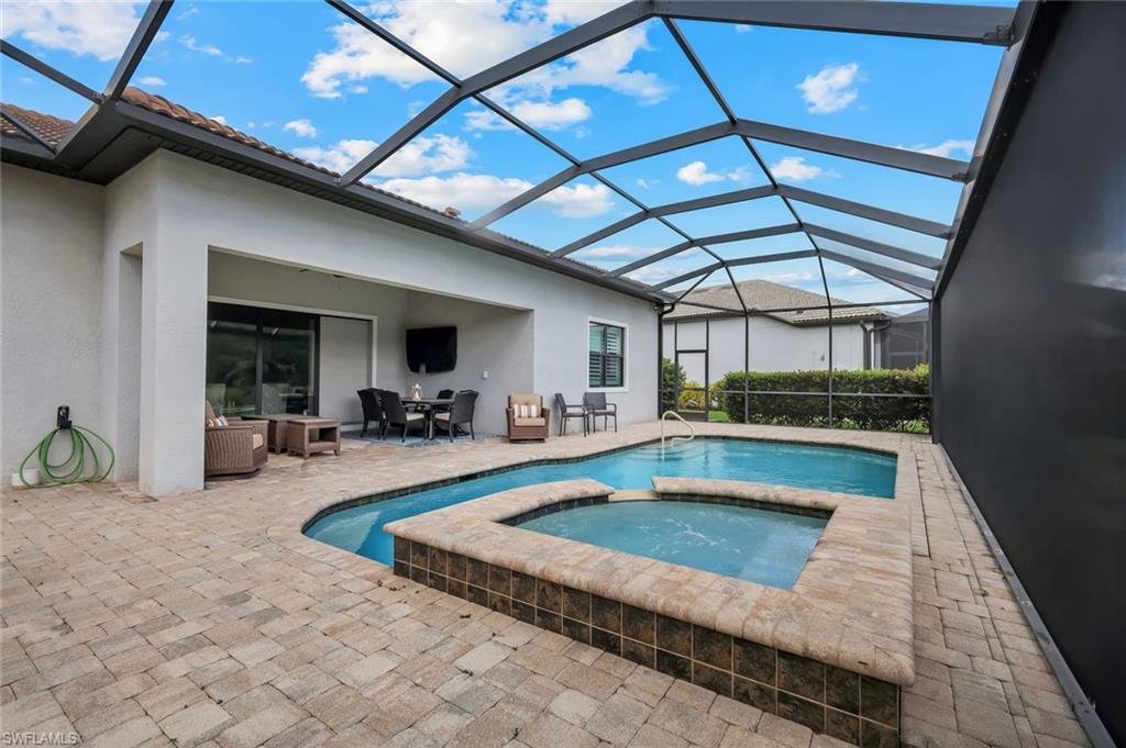 CORKSCREW SHORES - Residential