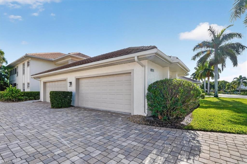 GRAND PALM VILLAGE - Residential