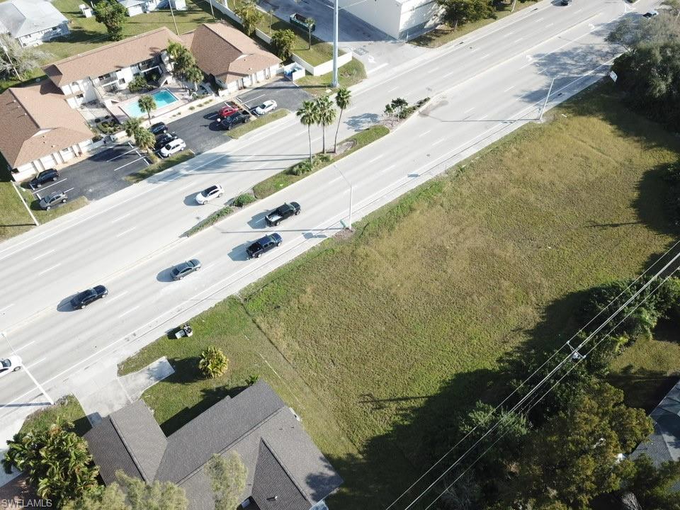 CAPE CORAL - Land