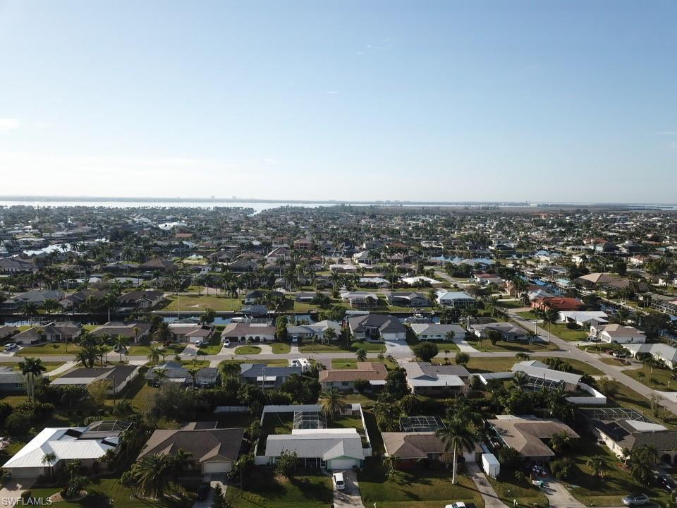 CAPE CORAL - Land
