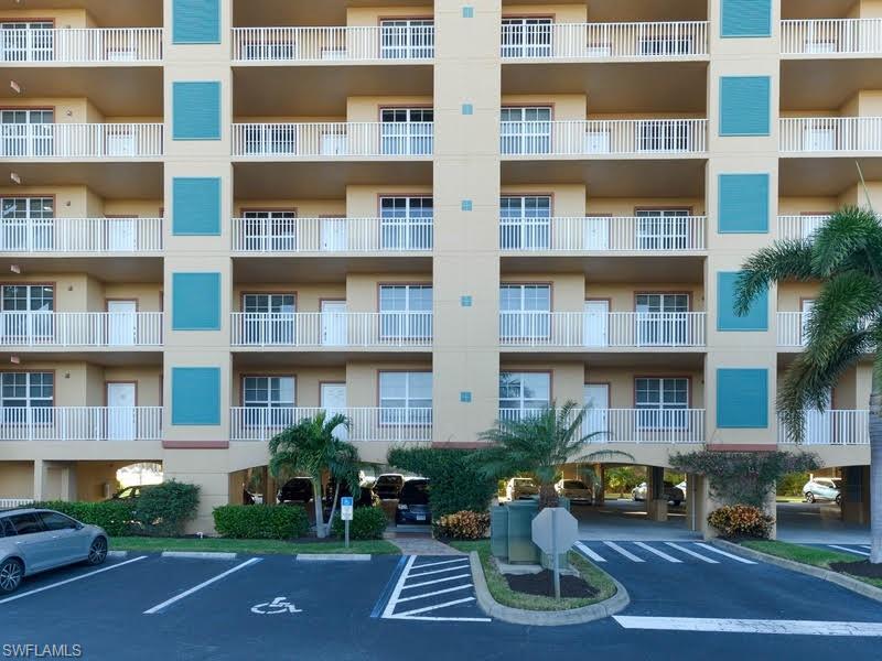 DIAMOND RIDGE - Residential Lease