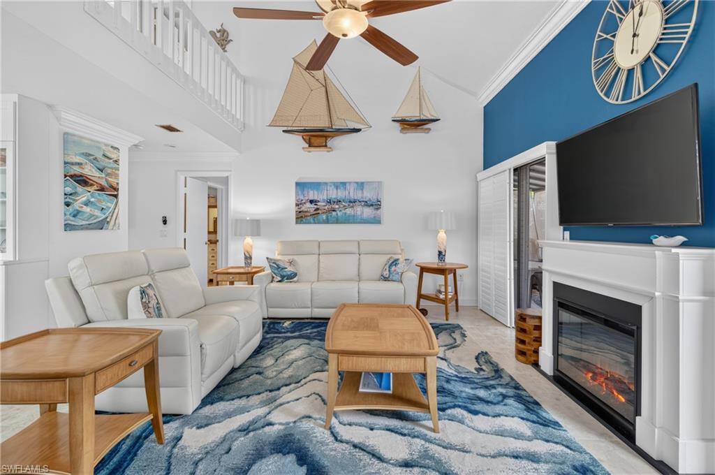 PELICAN RIDGE - Residential