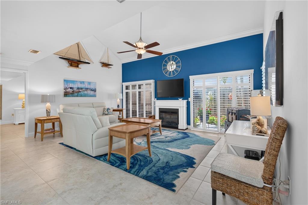 PELICAN RIDGE - Residential