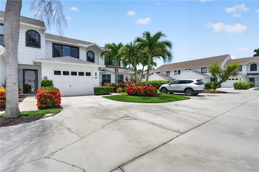 PELICAN RIDGE - Residential