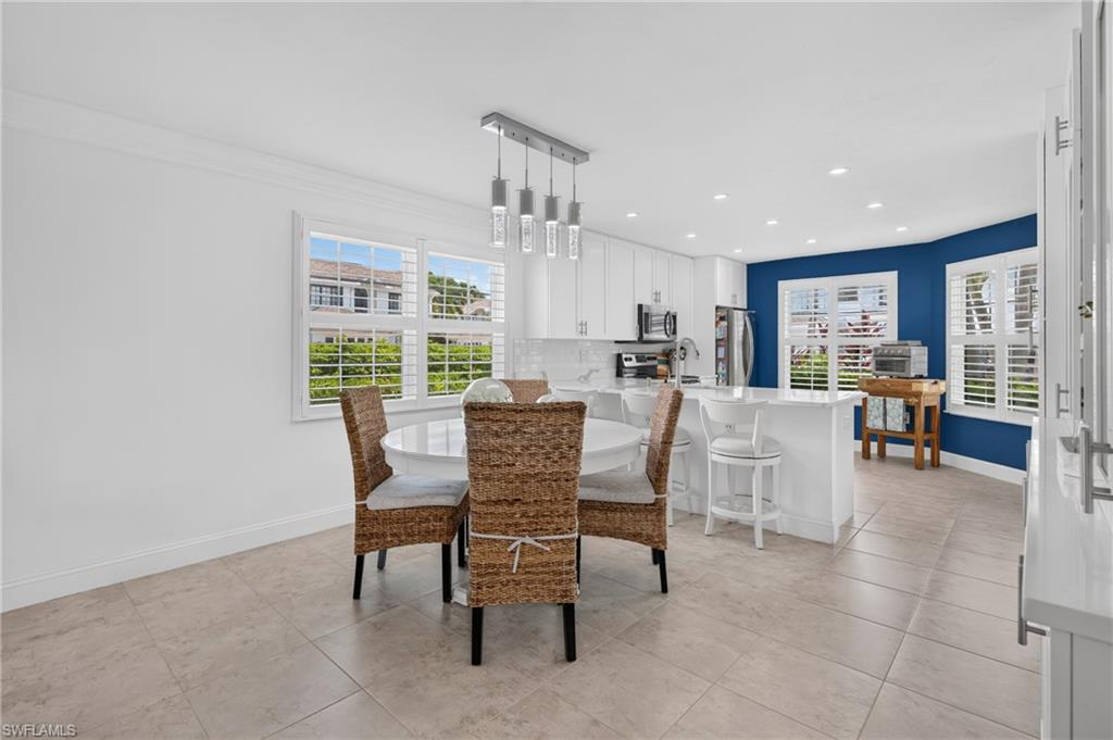 PELICAN RIDGE - Residential