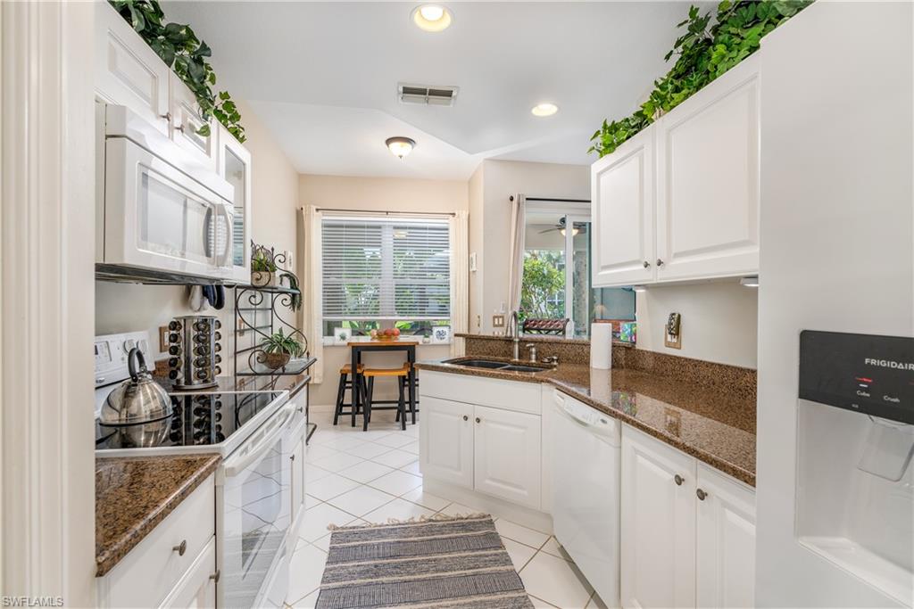 HAWK'S NEST - Residential Lease