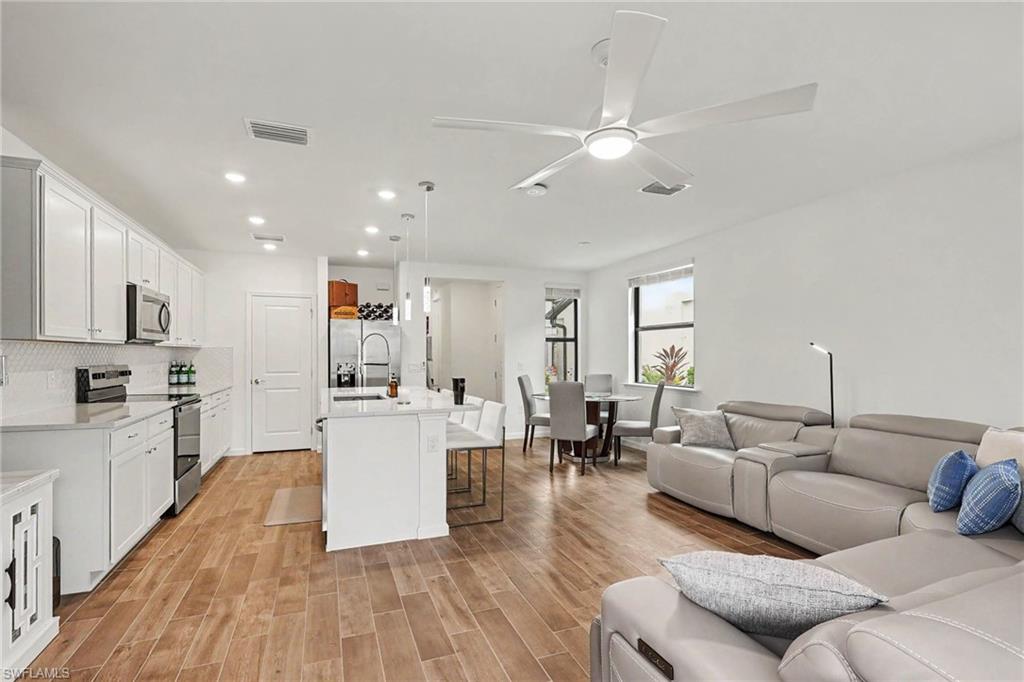 SOLIS GRANDE - Residential