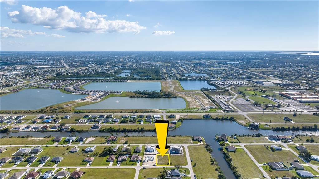 CAPE CORAL - Land