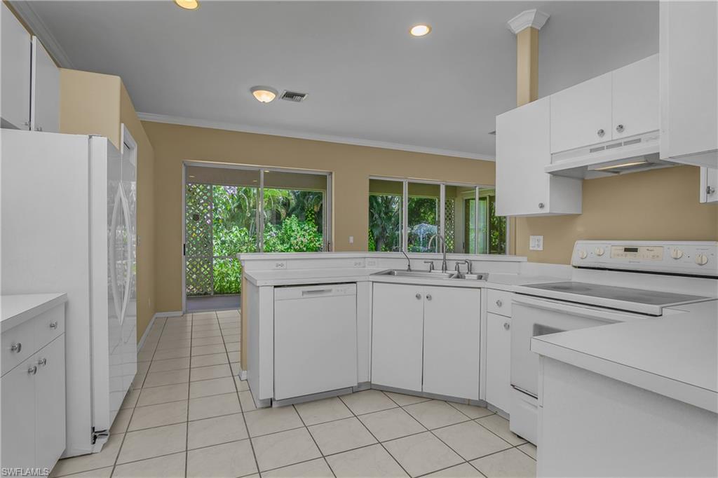 SILVERLAKES - Residential