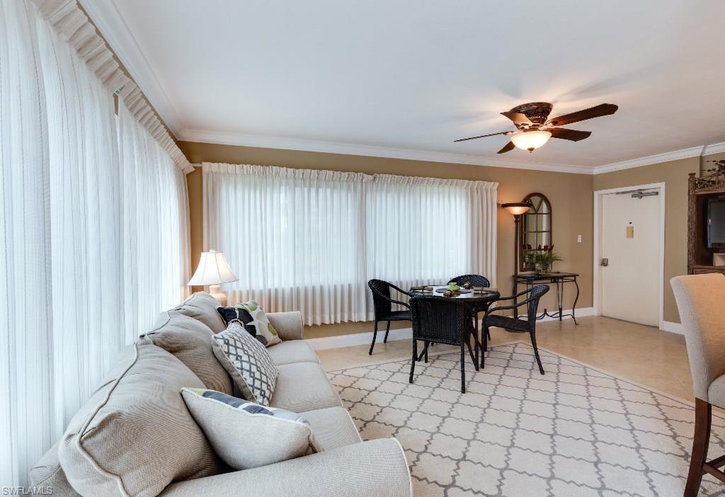 CASA BONITA ROYALE - Residential