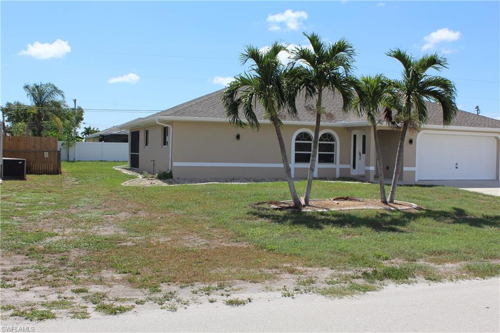 CAPE CORAL - Residential