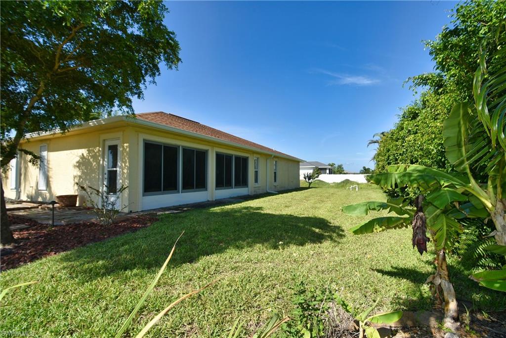 CAPE CORAL - Residential
