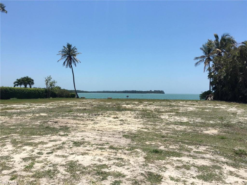 MARCO BEACH - Land
