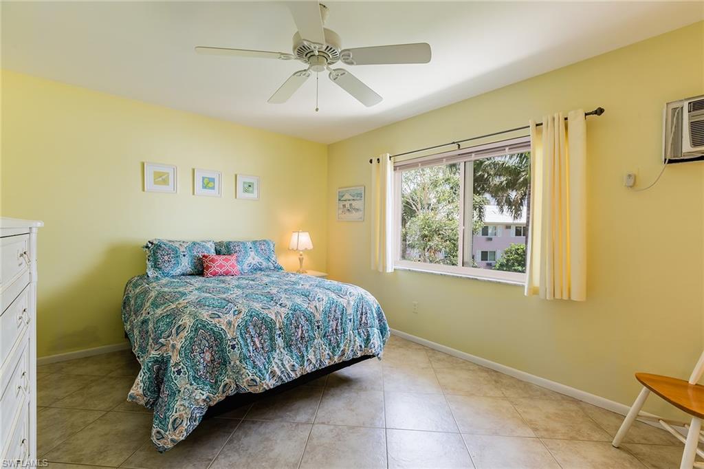 SEABREEZE APTS - Residential