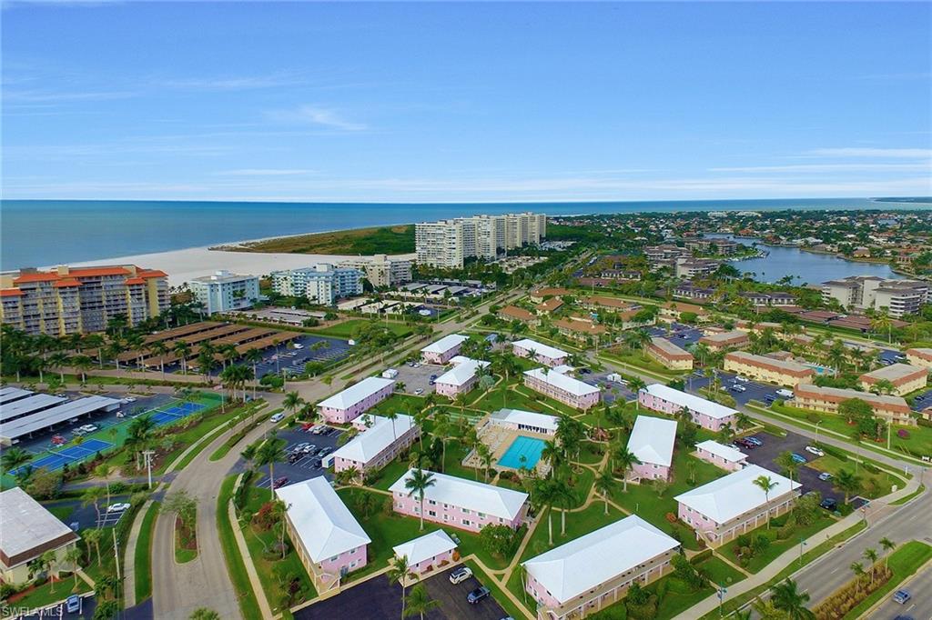 SEABREEZE APTS - Residential