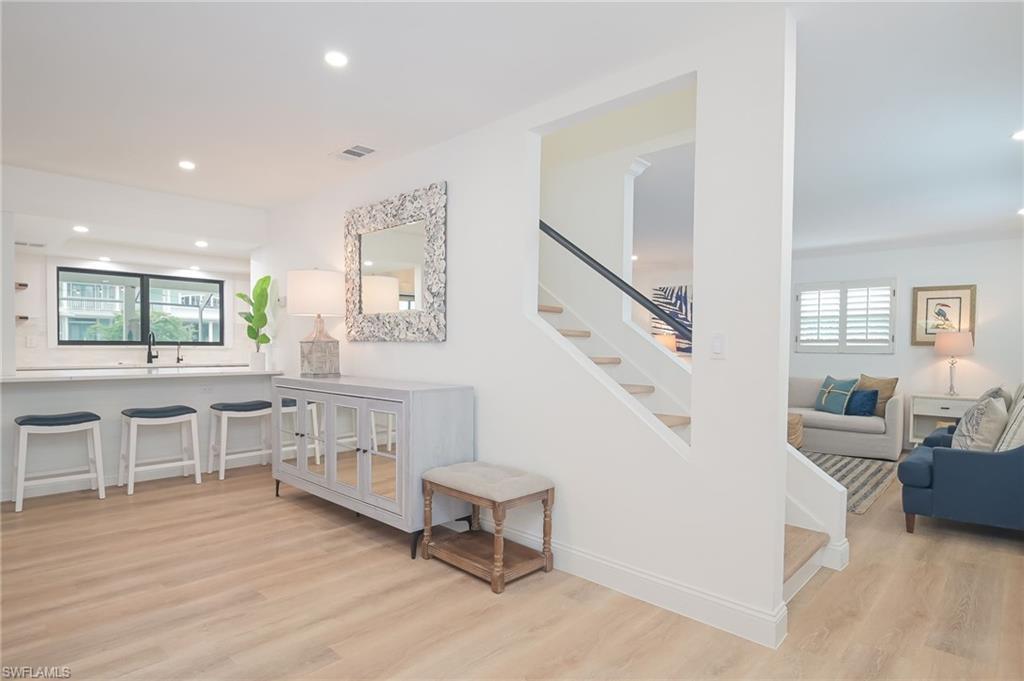 OYSTER BAY - Residential