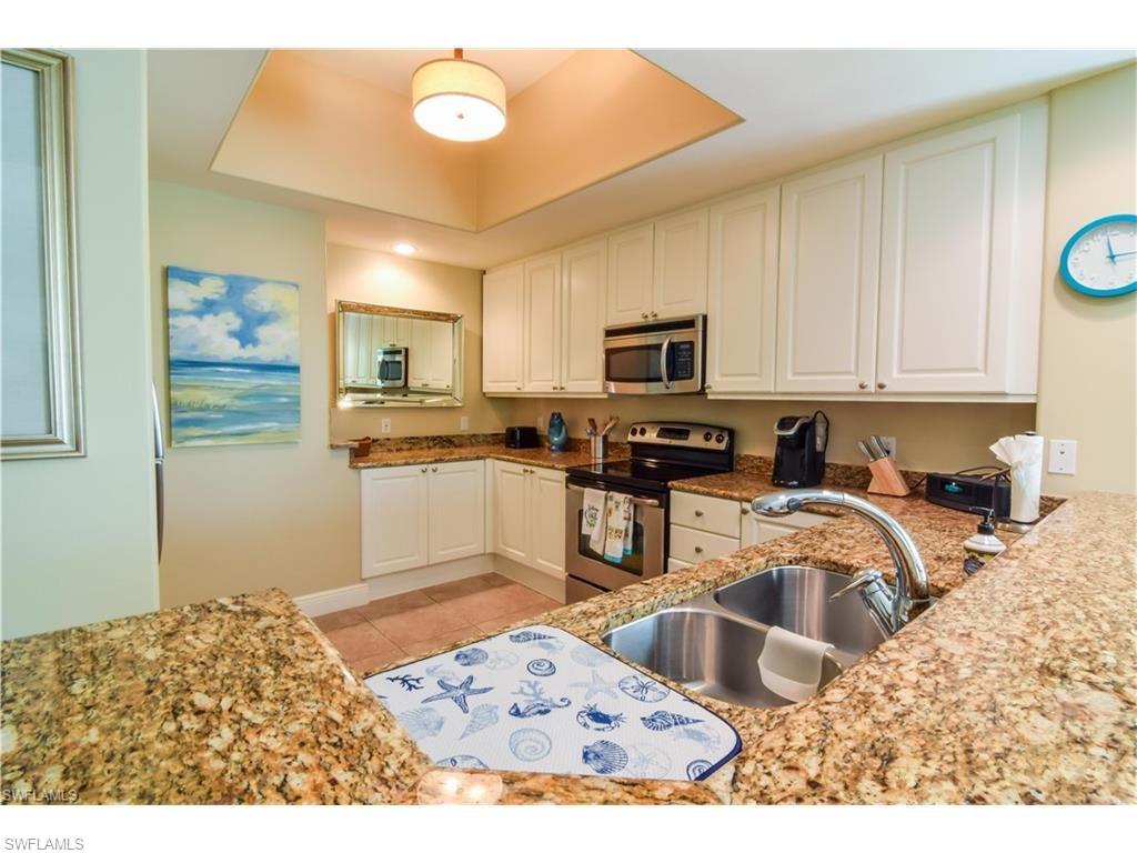 NAPLES BAY RESORT - Residential