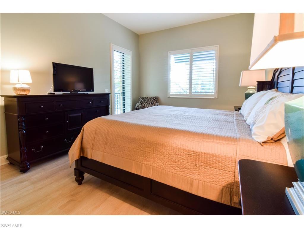 NAPLES BAY RESORT - Residential