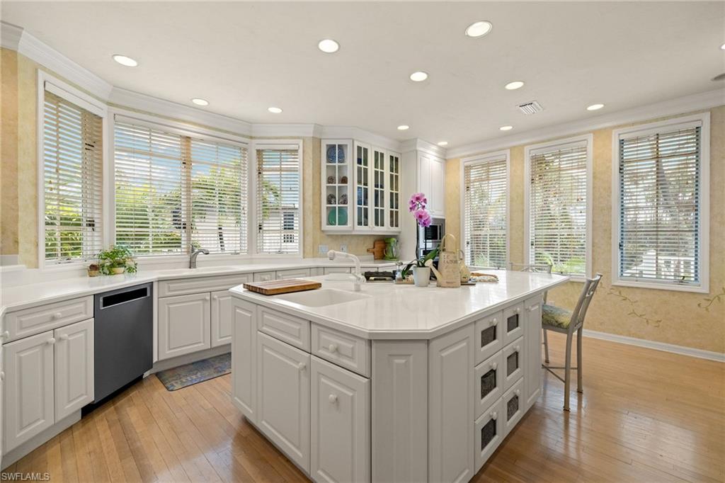 TICHENORS F H SILVER KING - Residential