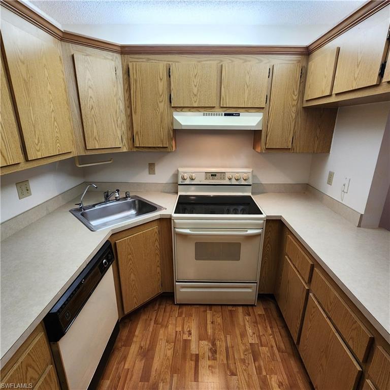 PINE RIDGE OF FORT MYERS VILLAGE - Residential