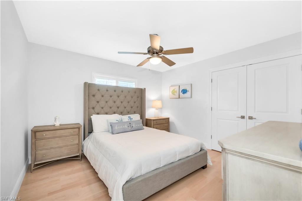 NAPLES PARK - Residential