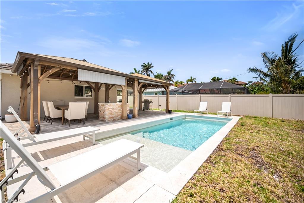 NAPLES PARK - Residential