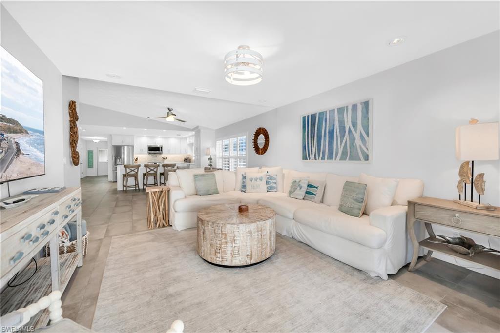 NAPLES PARK - Residential