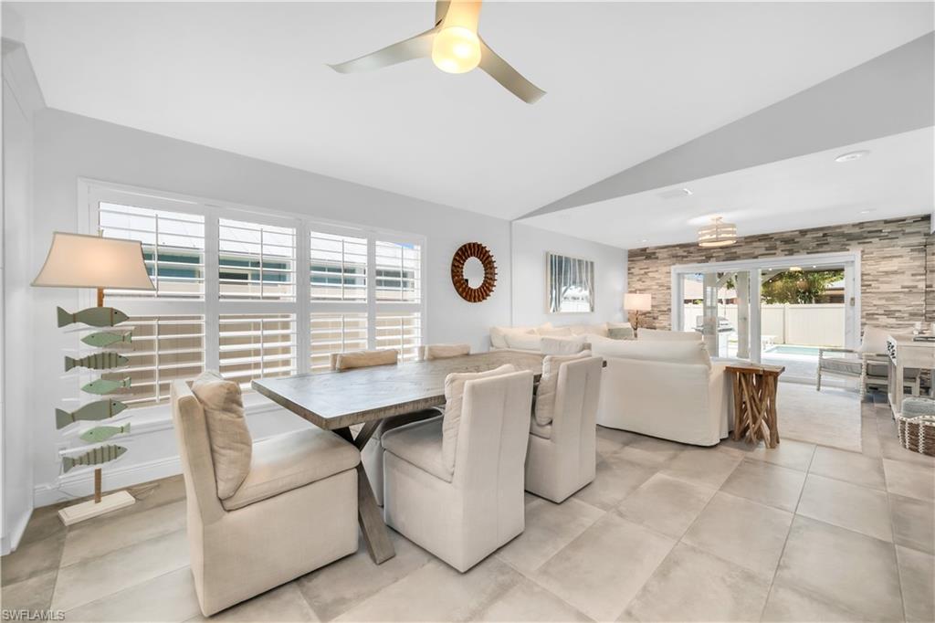 NAPLES PARK - Residential