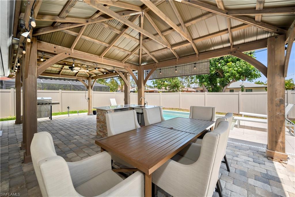 NAPLES PARK - Residential