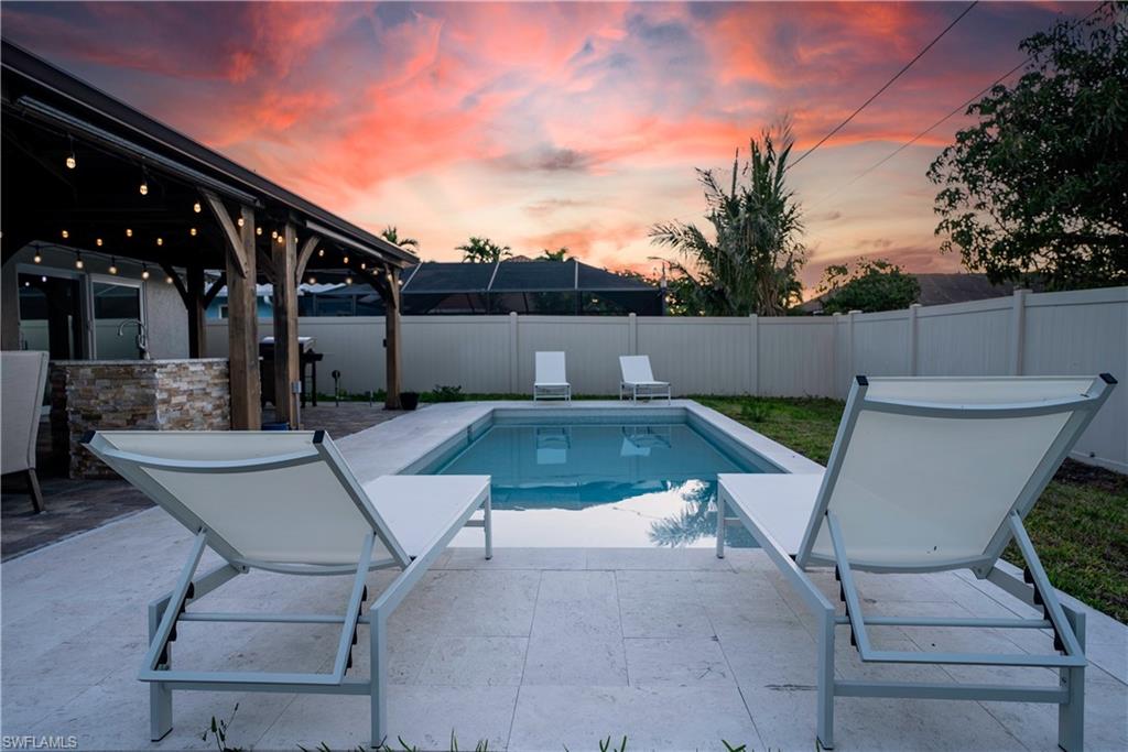 NAPLES PARK - Residential