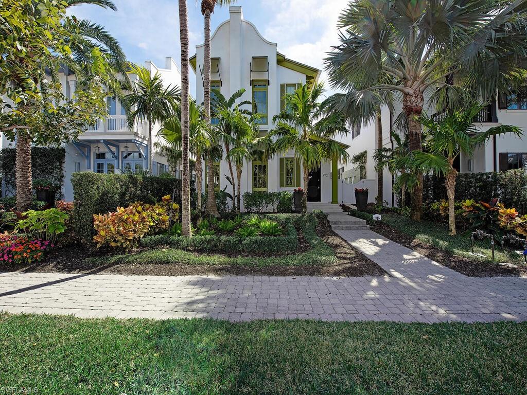 OLDE NAPLES - Residential