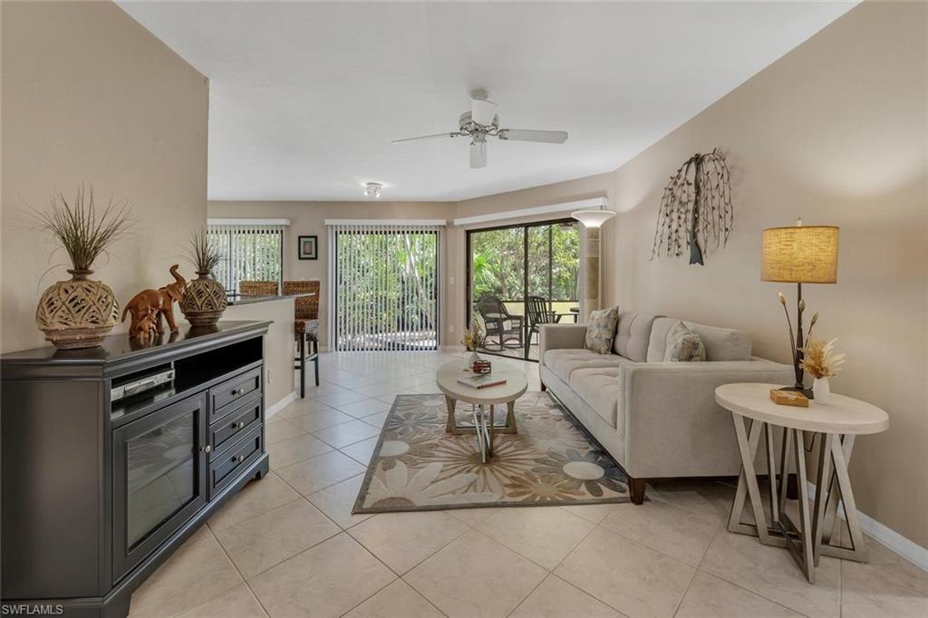 COACH HOMES - Residential