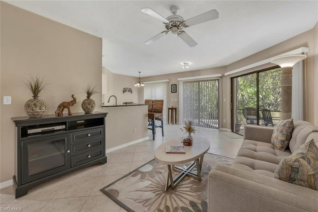 COACH HOMES - Residential