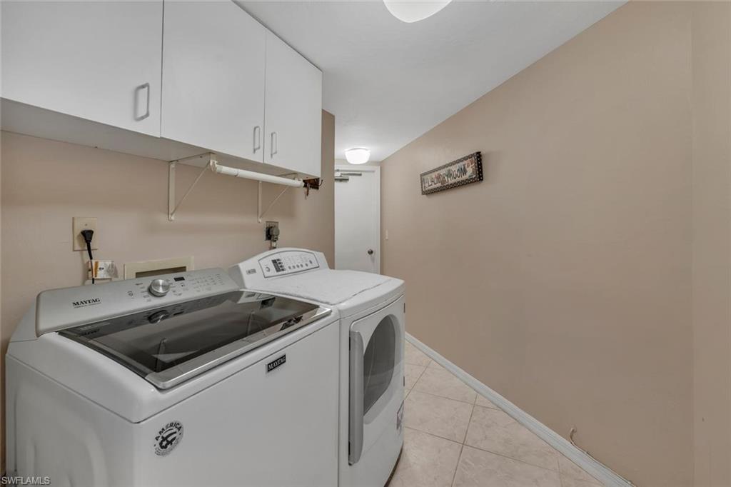COACH HOMES - Residential