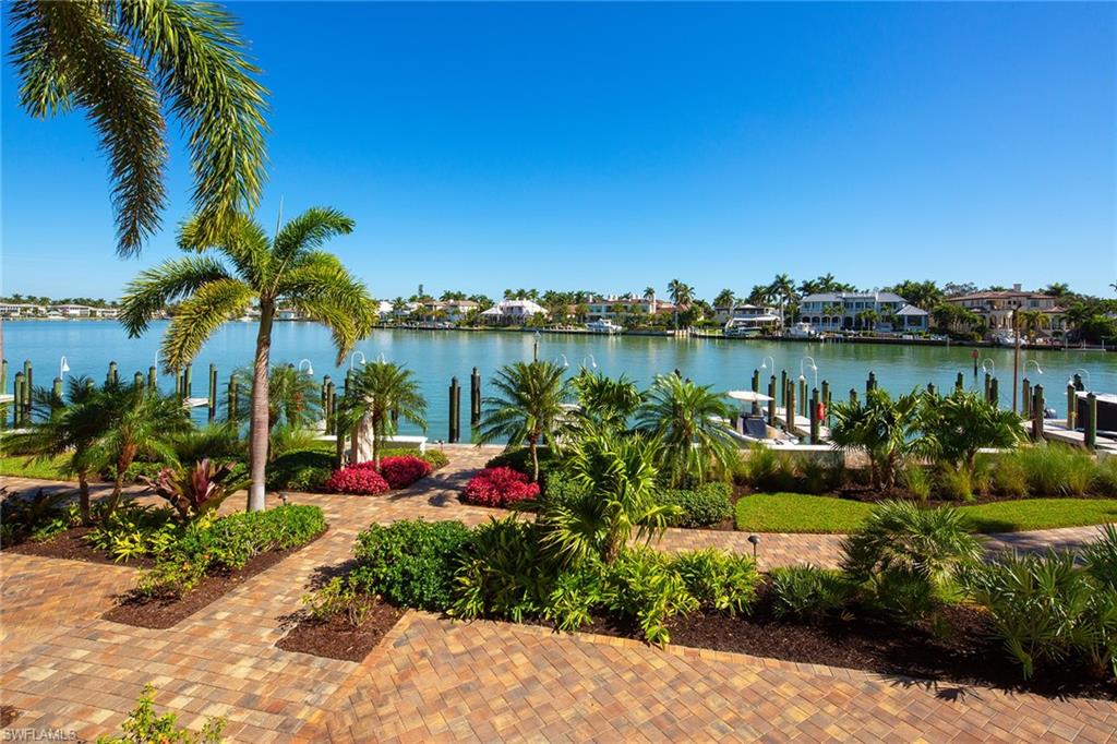 ADMIRALTY POINT - Residential