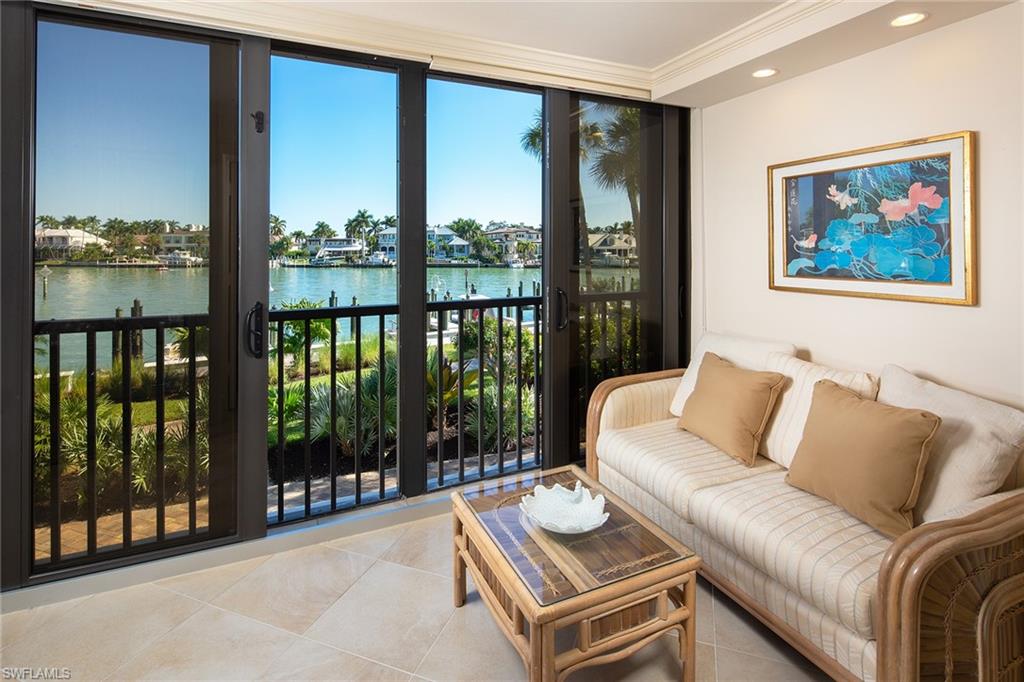 ADMIRALTY POINT - Residential