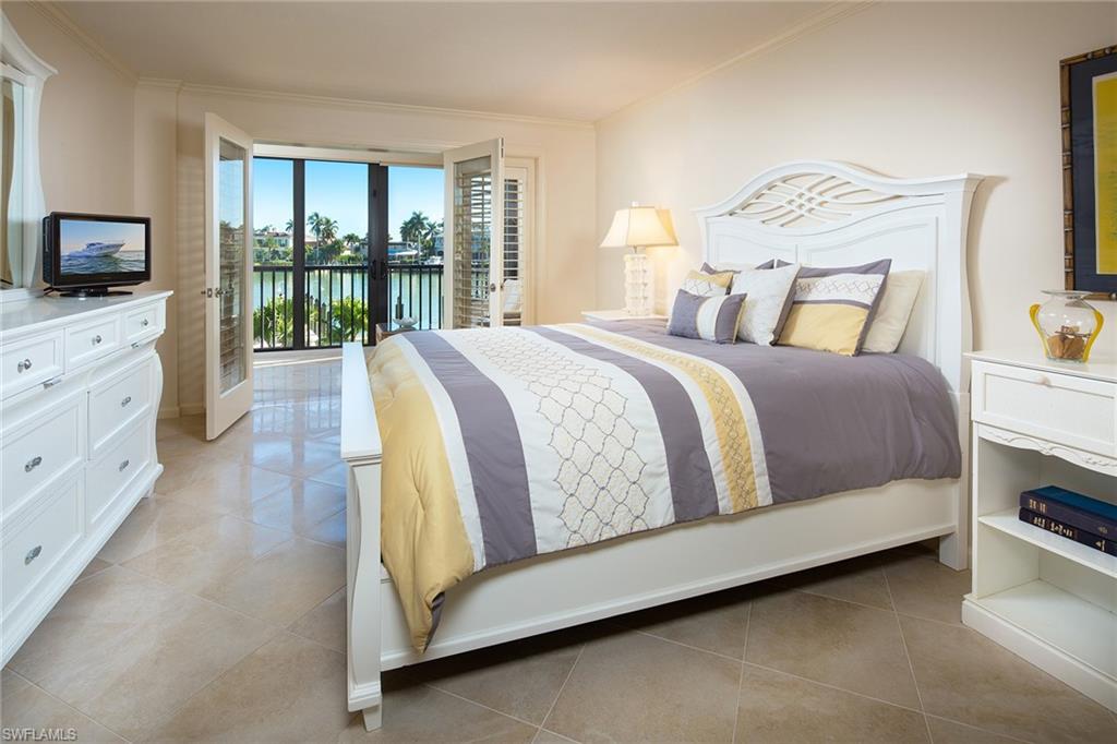 ADMIRALTY POINT - Residential