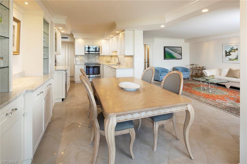 ADMIRALTY POINT - Residential