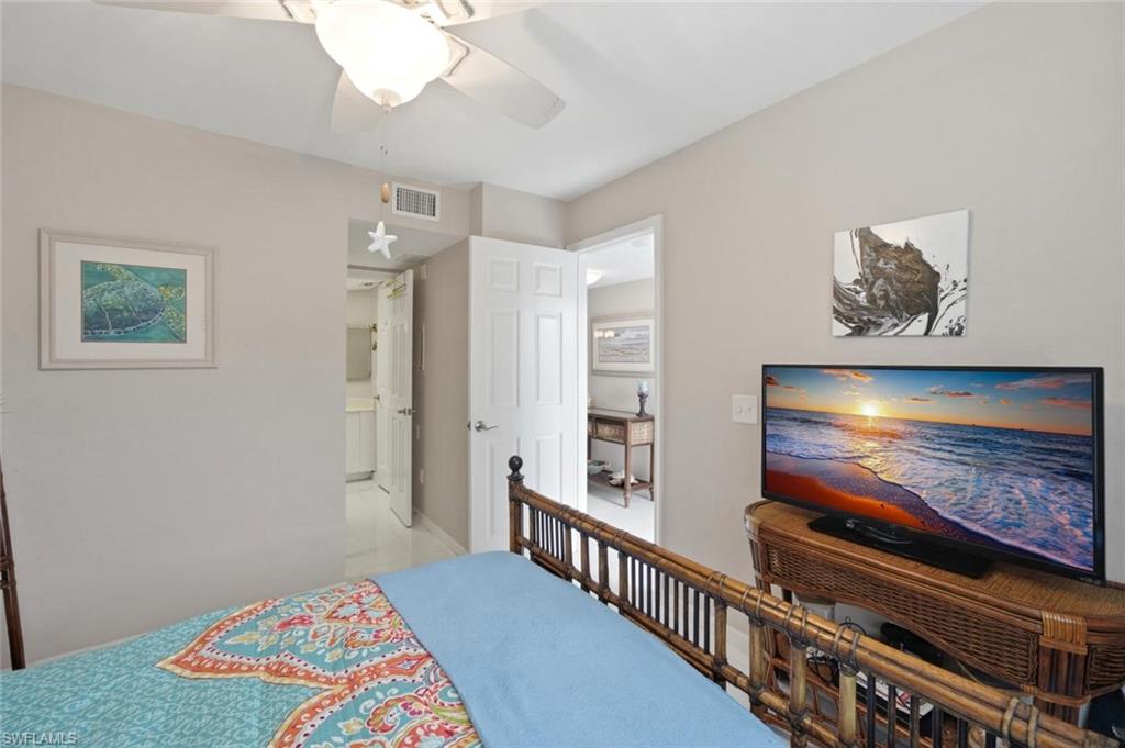 REGENCY WOODS - Residential