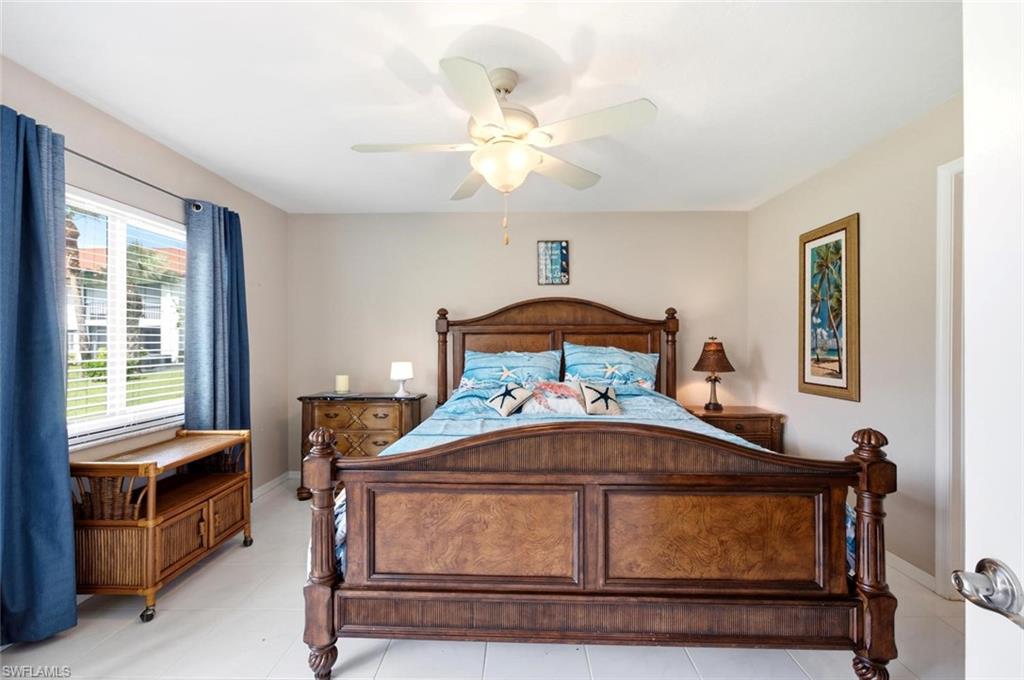 REGENCY WOODS - Residential