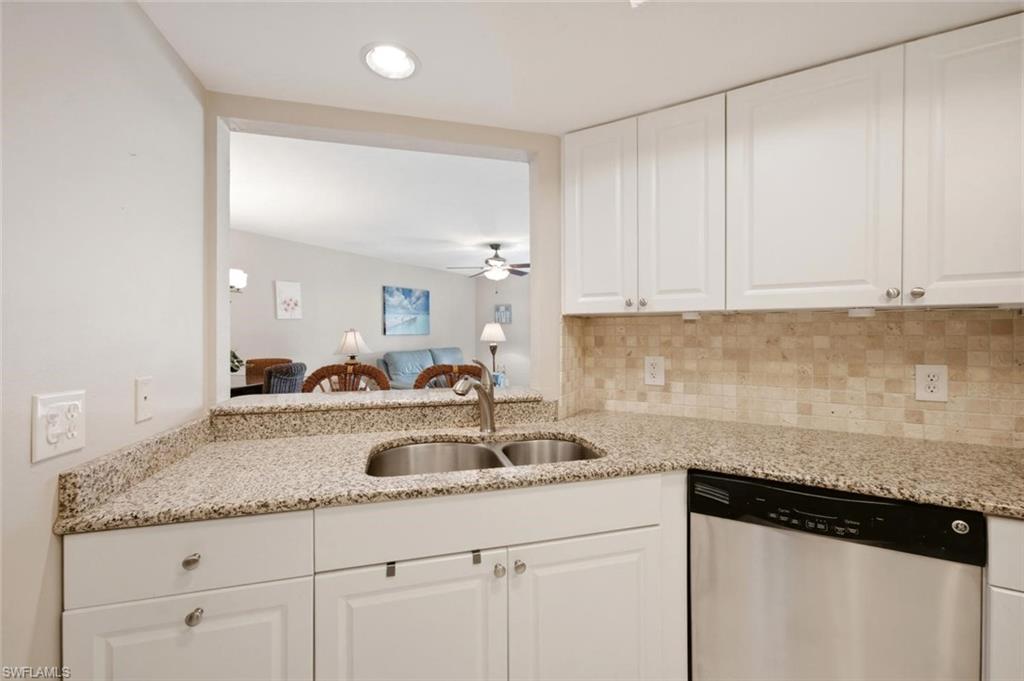 REGENCY WOODS - Residential