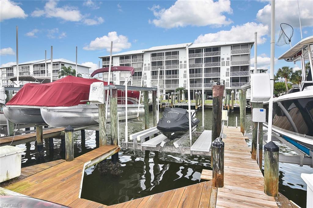 HIBISCUS POINTE - Residential