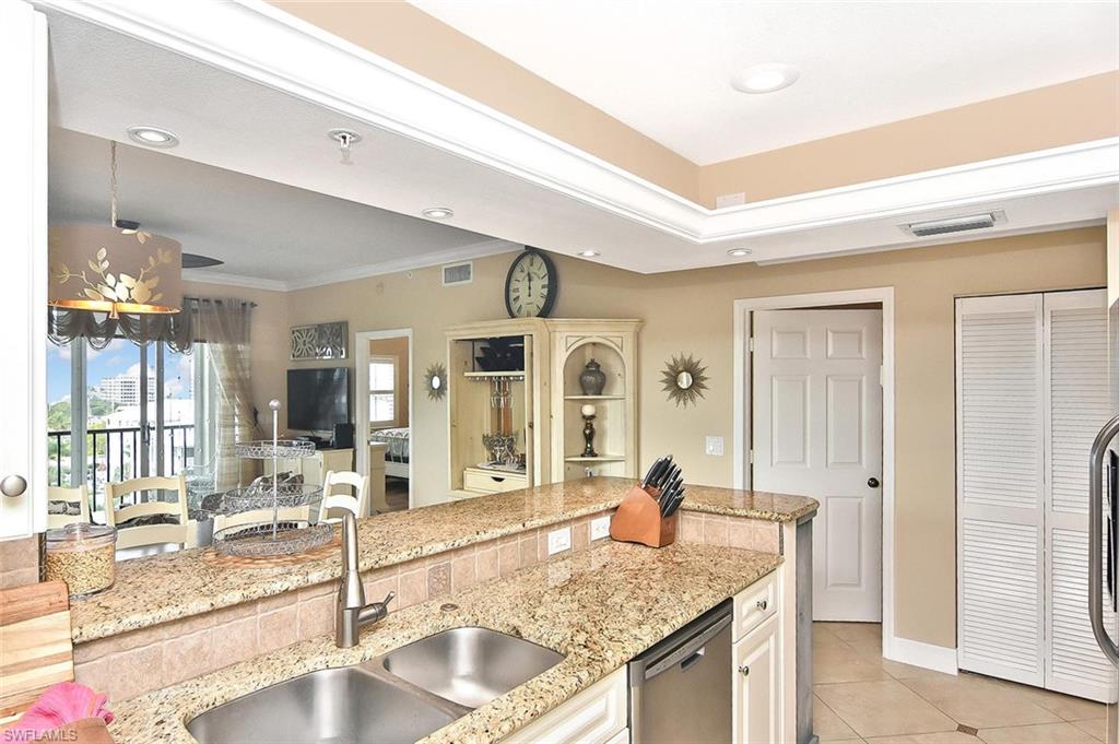 HIBISCUS POINTE - Residential