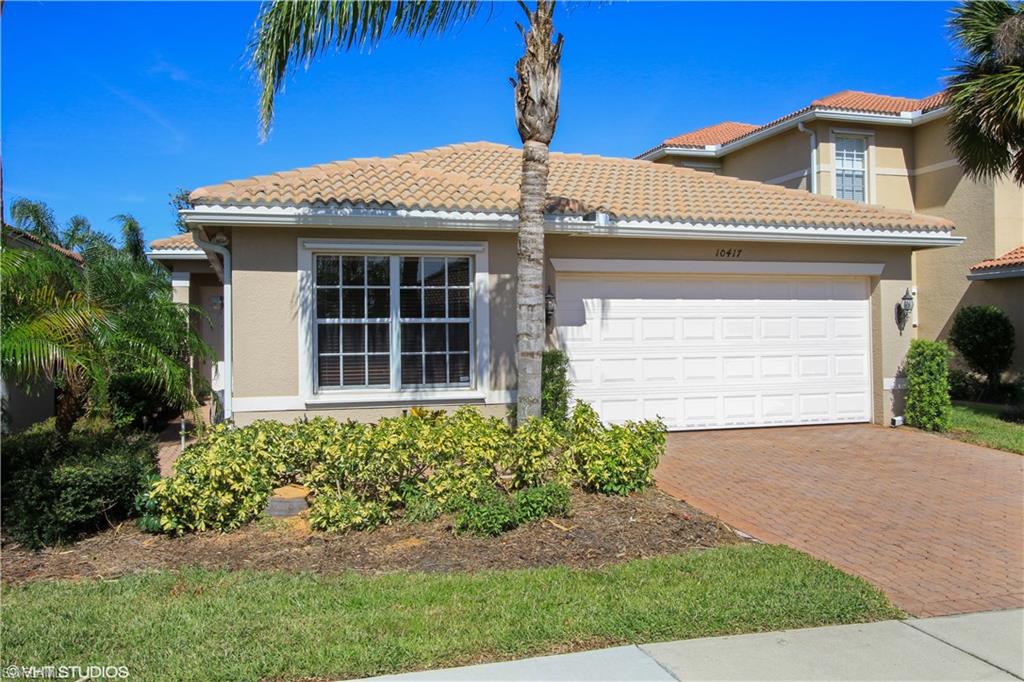 BOTANICA LAKES - Residential