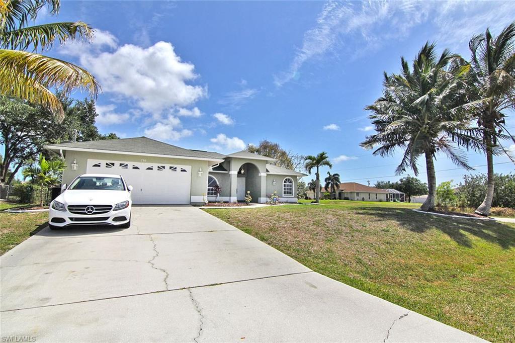 CAPE CORAL - Residential