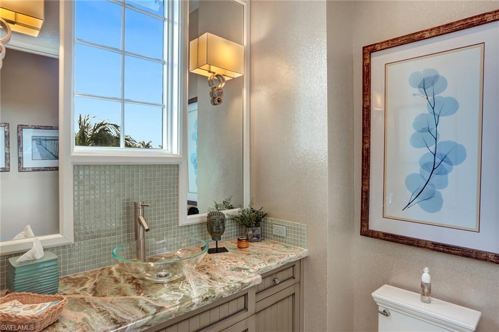 BAREFOOT BEACH - Residential