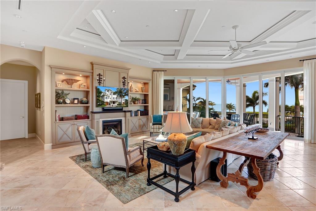 BAREFOOT BEACH - Residential