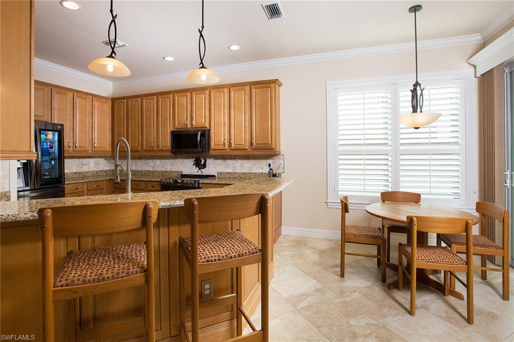 MARBELLA LAKES - Residential